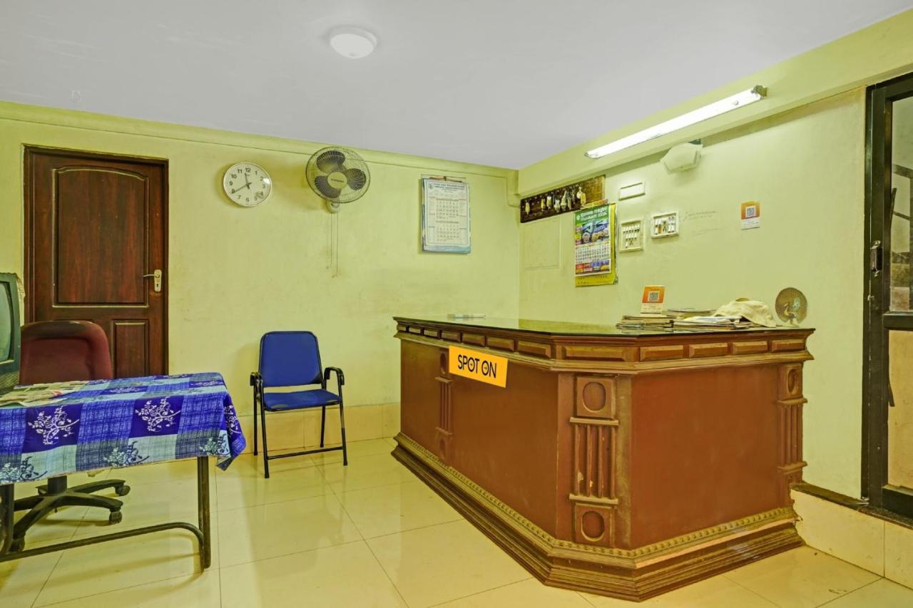 Hotel O Ss Residency Punalur エクステリア 写真